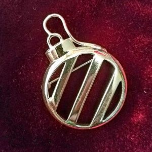 Vintage Silver Tone Christmas Tree Ornament Brooch